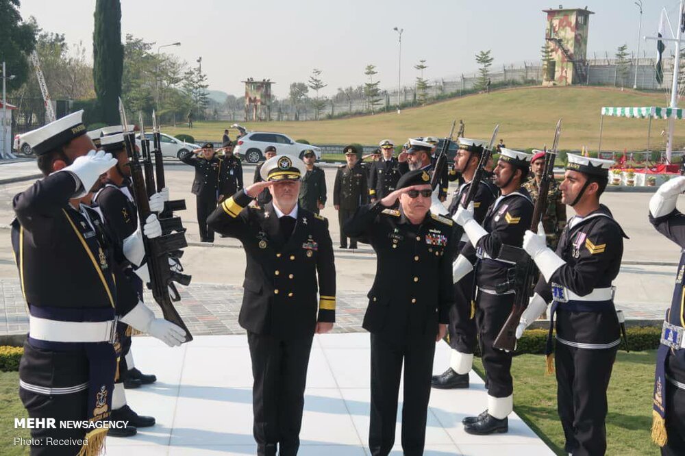دیدار فرماندهان نیروی دریایی ایران و پاکستان