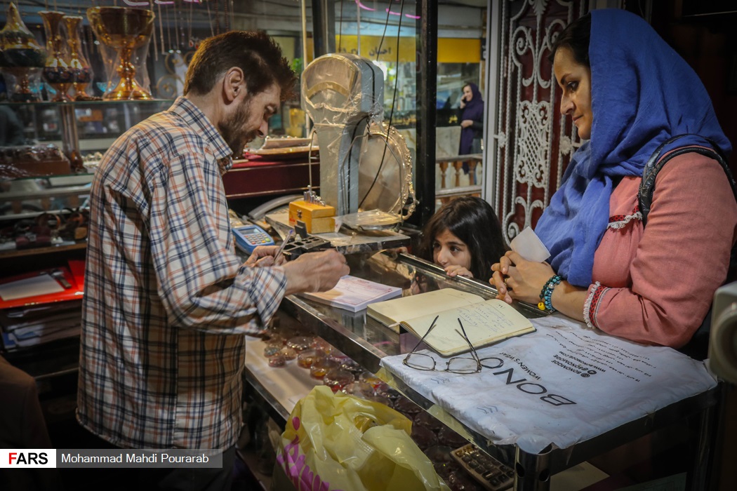 کارگاه انگشتر سازی و قلم زنی