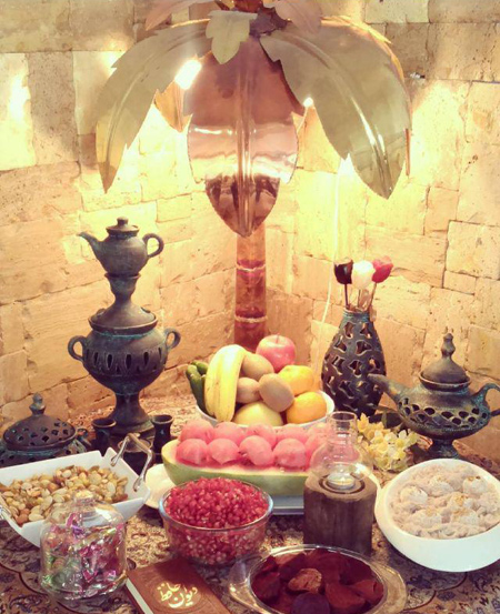 مدل های دیدنی تزئین سفره یلدا