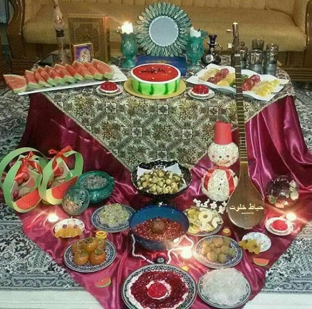 مدل های دیدنی تزئین سفره یلدا