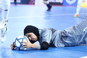 گلزن‌ترین دروازه‌بان فوتبال ایران کیست؟