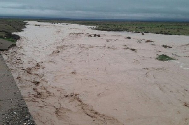 قطع راه ارتباطی ۴۶ روستای بخش سندرک