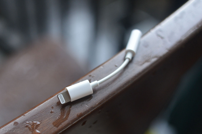 اپل دربرابر استانداردسازی کابل شارژ مقاومت می‌کند