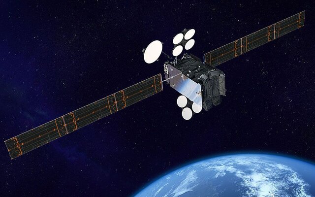 اولین اپراتور ماهواره مخابراتی پروانه دریافت می‌کند
