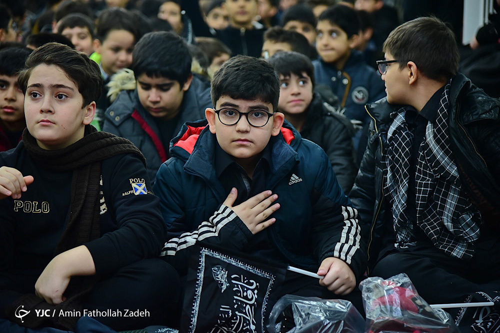 عزاداری دسته نوگلان فاطمی در آستان امامزاده صالح (ع)