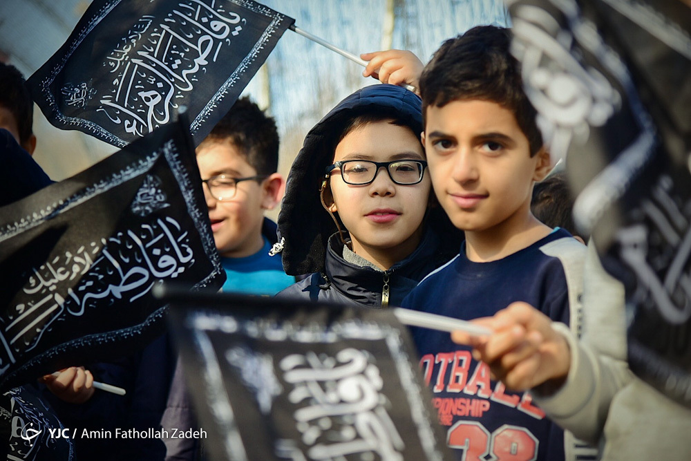 عزاداری دسته نوگلان فاطمی در آستان امامزاده صالح (ع)