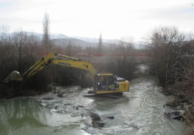 بیش از ۲۰ کیلومتر از رودخانه‌های کردستان لایروبی شد