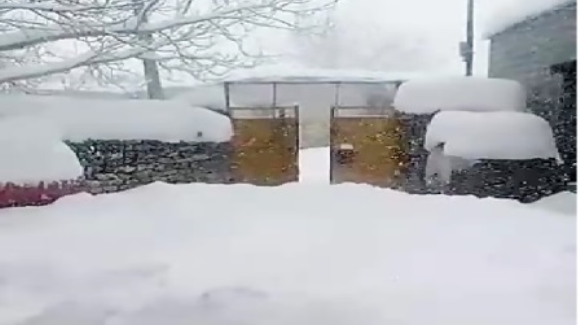 ارتفاع برف در شهر پیرانشهر به 80 سانتی متر رسید