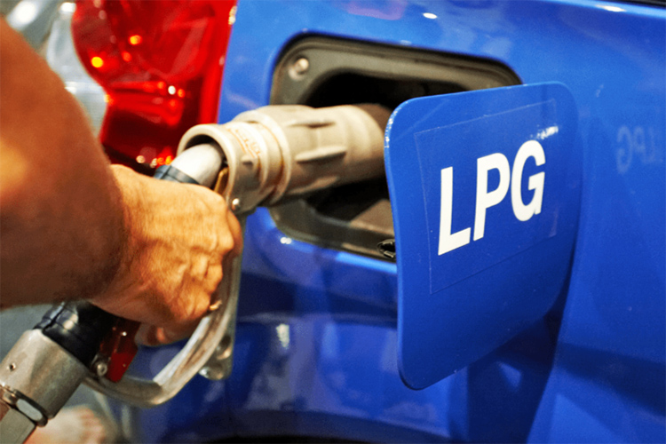 گاز طبیعی CNG بهتر است یا گاز مایع LPG؟