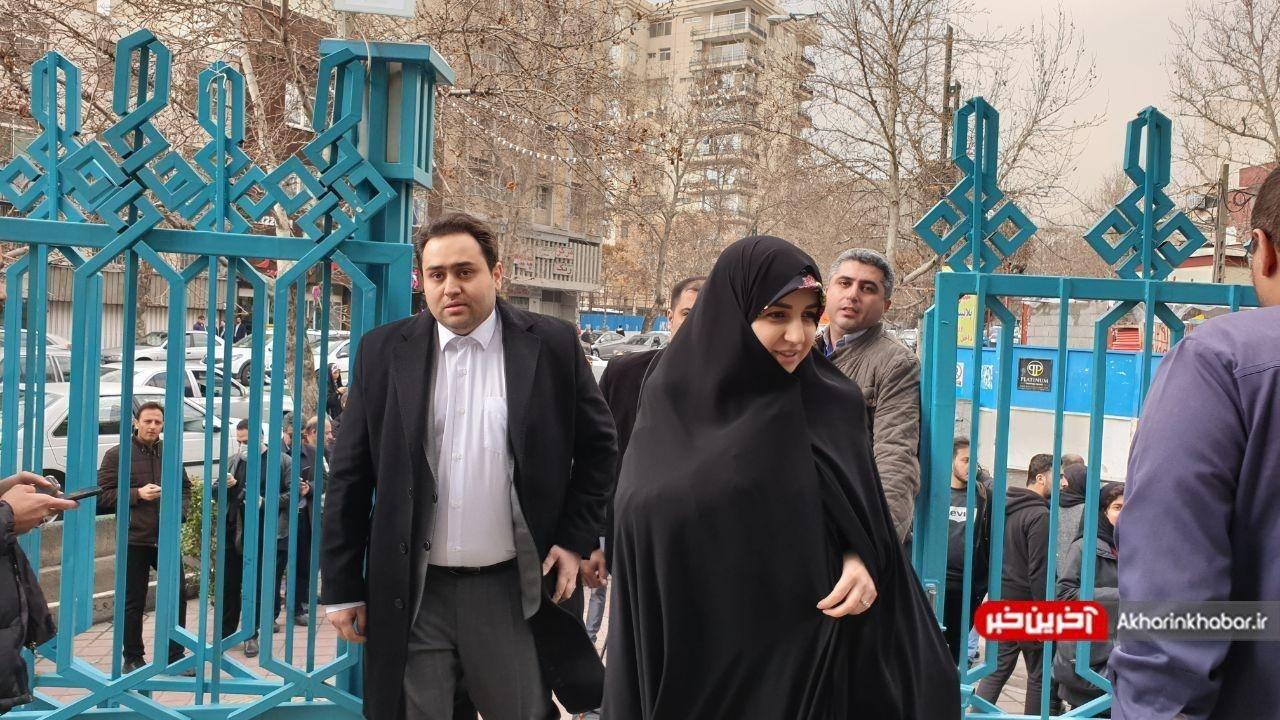 دختر و داماد روحانی در انتخابات شرکت کردند