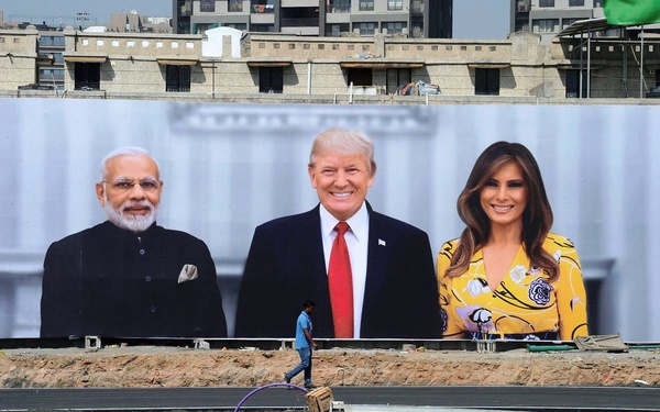 ترامپ: آمریکا عاشق هند است و به آن احترام می‌گذارد