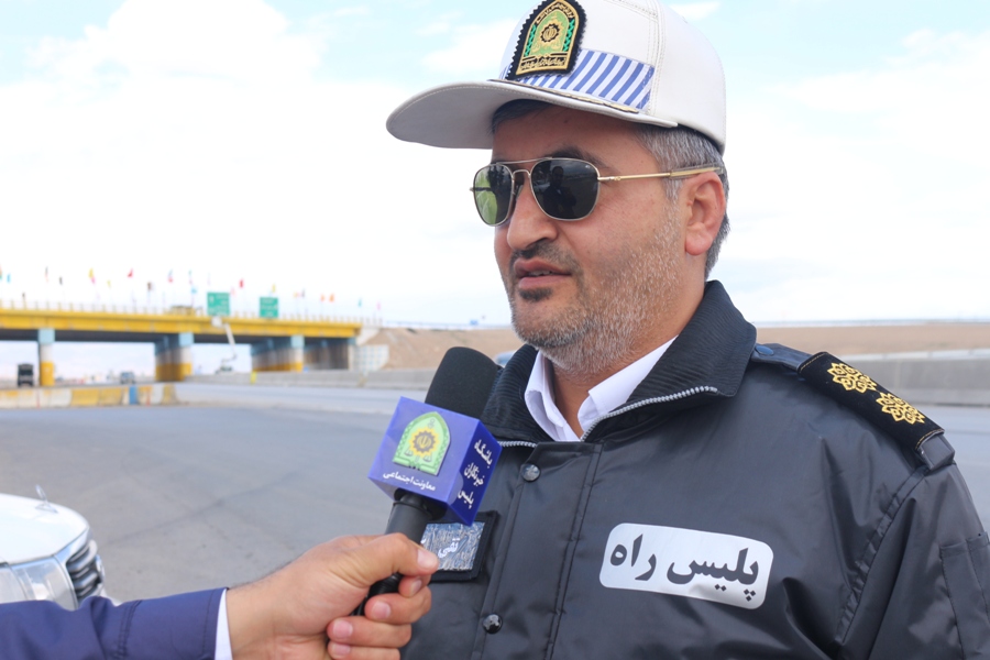 تمامی محورهای استان سمنان باز ولی لغزنده است