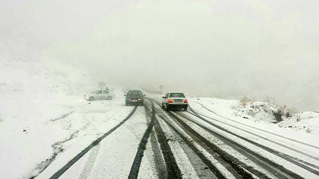 تردد روان در محورهای کوهستانی گلستان