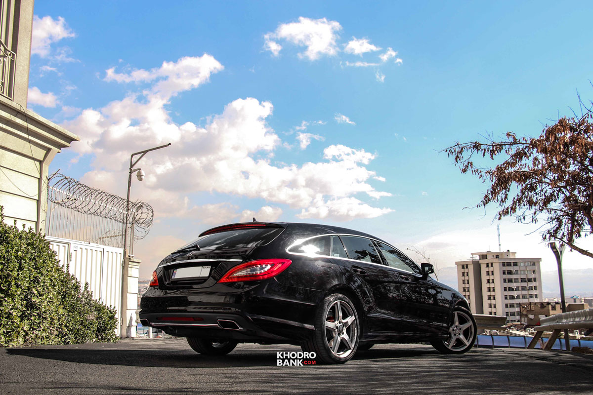 تجربه رانندگی با مرسدس بنز CLS500 شوتینگ‌بریک
