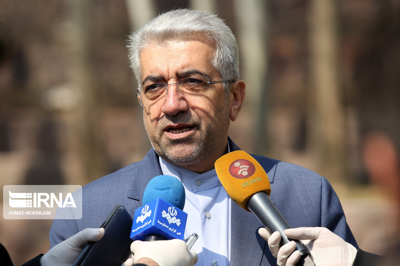 اردکانیان: جوان‌گرایی یعنی وزارت نیرو؛ بازنشستگی 3 هزار نفر در یک وزارتخانه