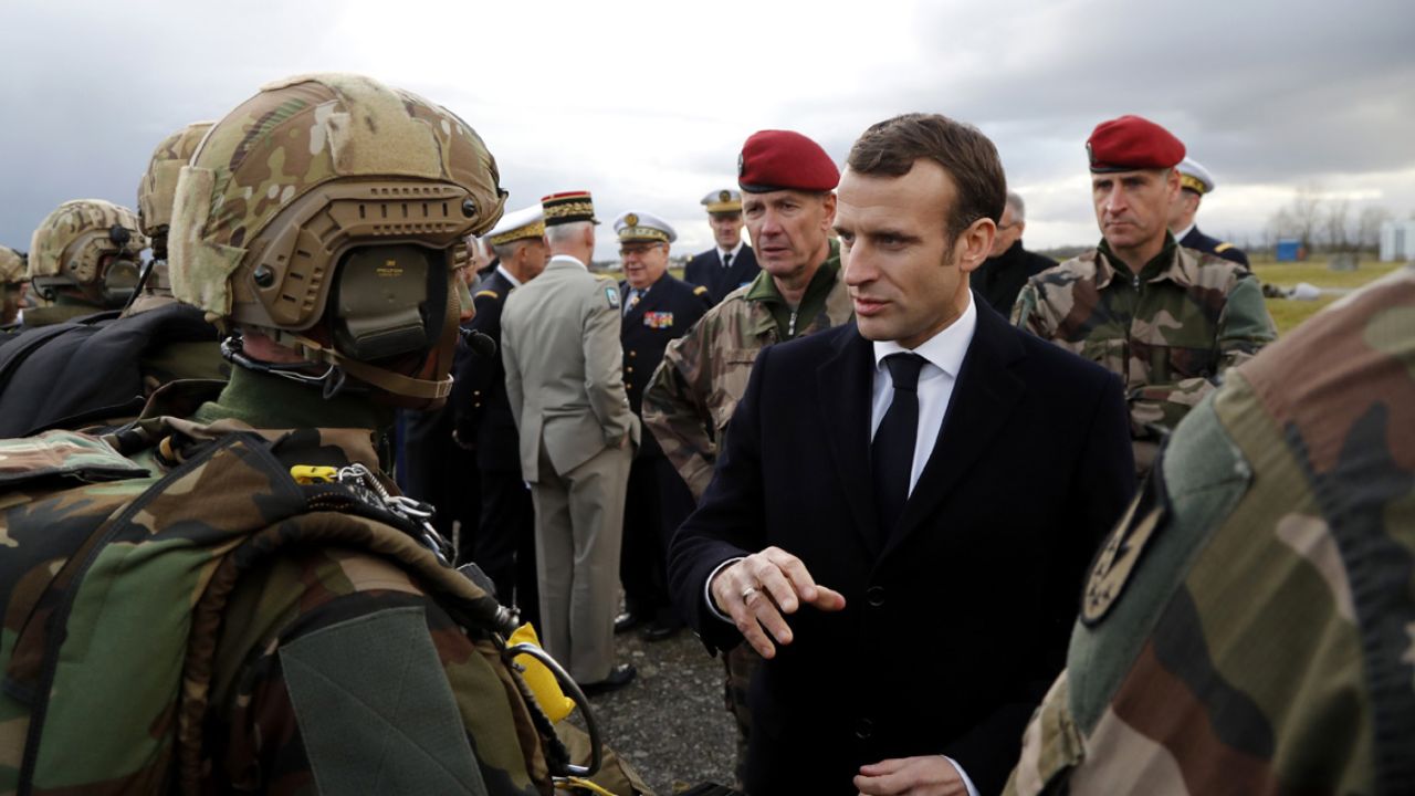 الحدث: نظامیان فرانسوی عراق را ترک کردند