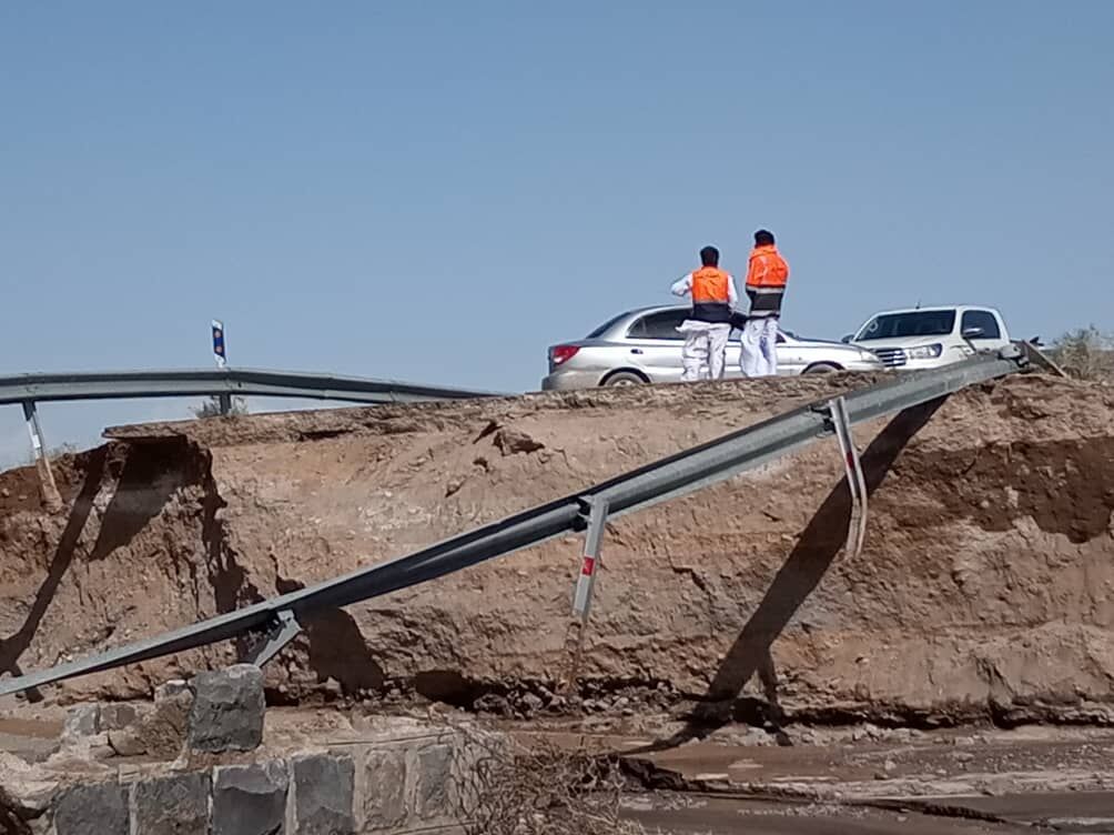 عکس/ خسارت‌های بارندگی بر راه‌های جنوب سیستان و بلوچستان