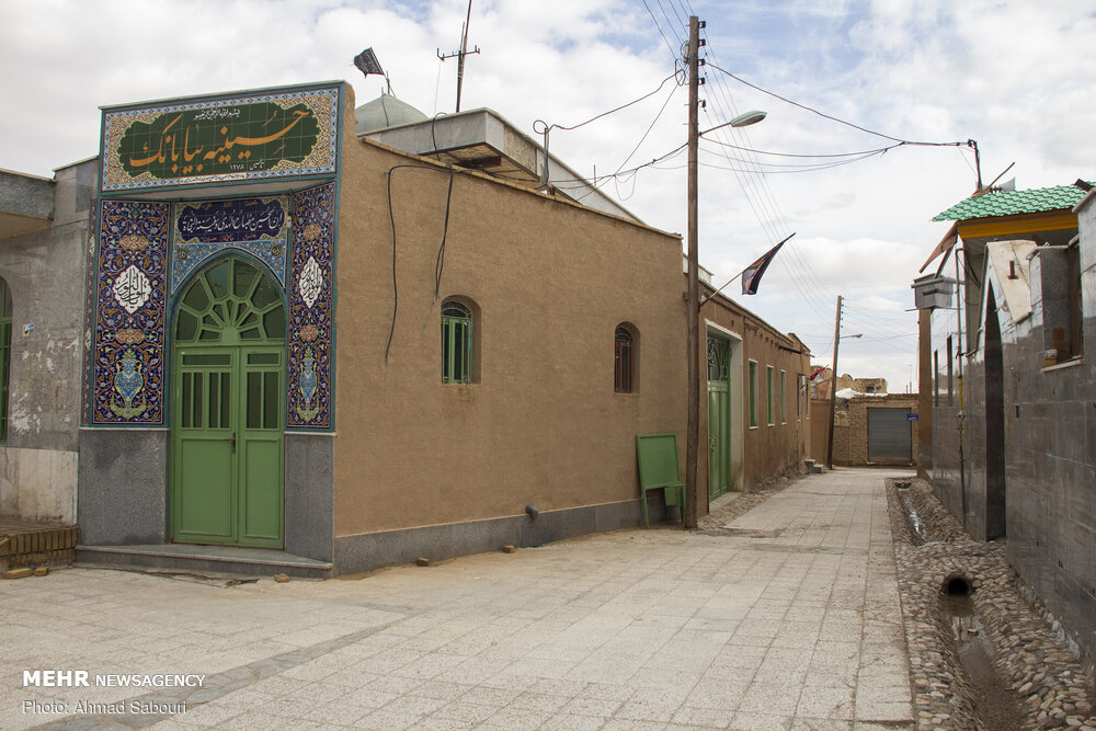 روستای بیابانک سرخه همراه پویش در خانه بمانیم