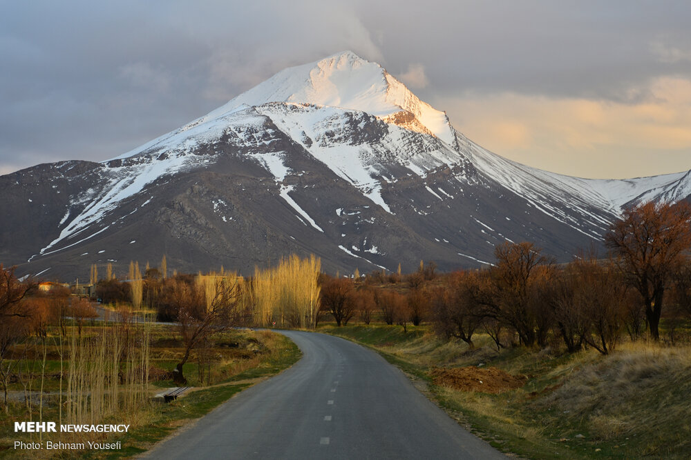 طبیعت چشم نواز قلعه آشناخور