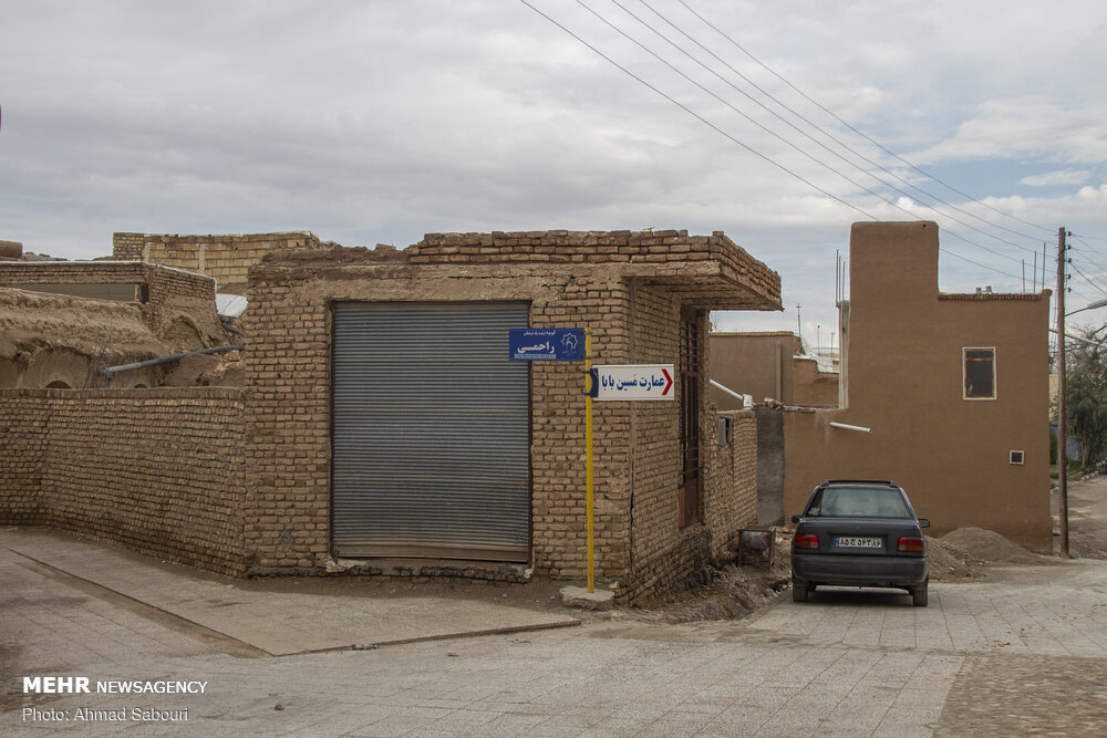 روستای بیابانک سرخه همراه پویش در خانه بمانیم