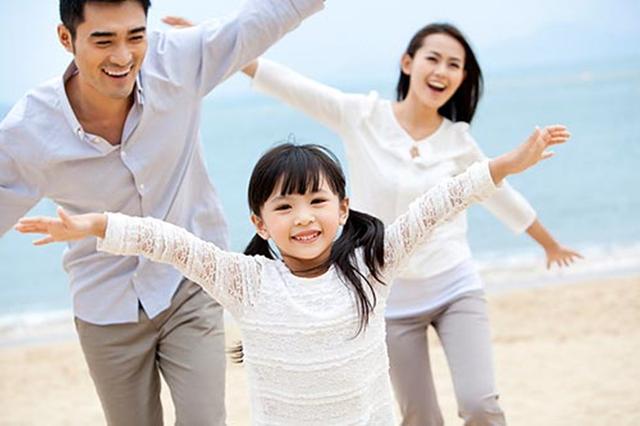 نقش کدامیک از والدین در تربیت کودک بیشتر است؟
