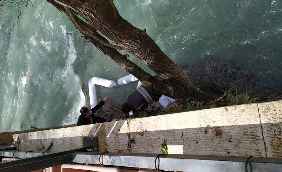کشف و شناسایی یک مورد آلودگی نفتی در رودخانه کرج