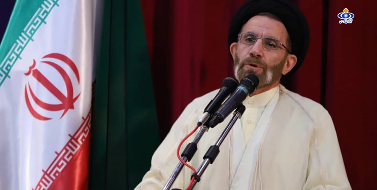 نماینده ولی‌ فقیه در لرستان: وضعیت تورم و بیکاری در لرستان مطلوب نیست