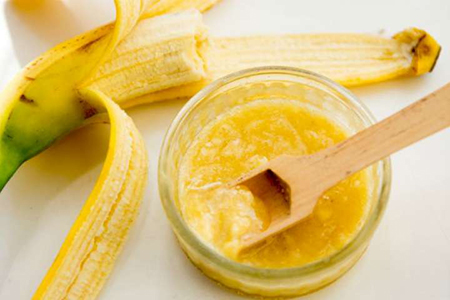 10 نوع ماسک موز برای پاکسازی و روشنی پوست