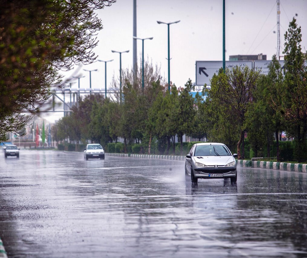 بارندگی در یزد ادامه دارد