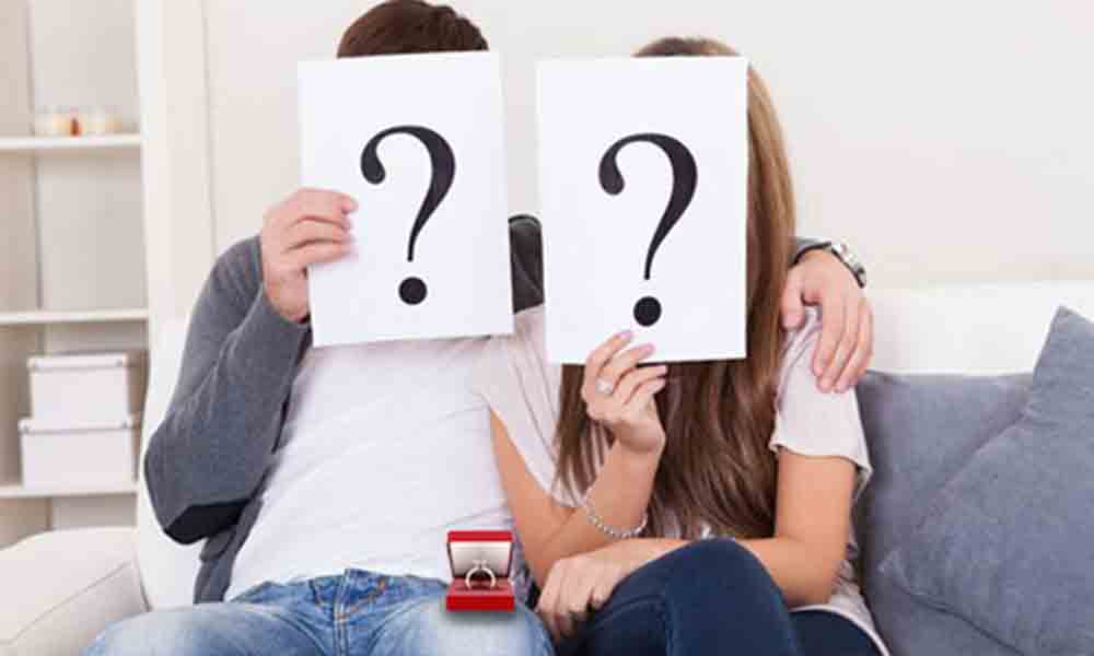 سوالاتی که باید در جلسات خواستگاری بپرسید