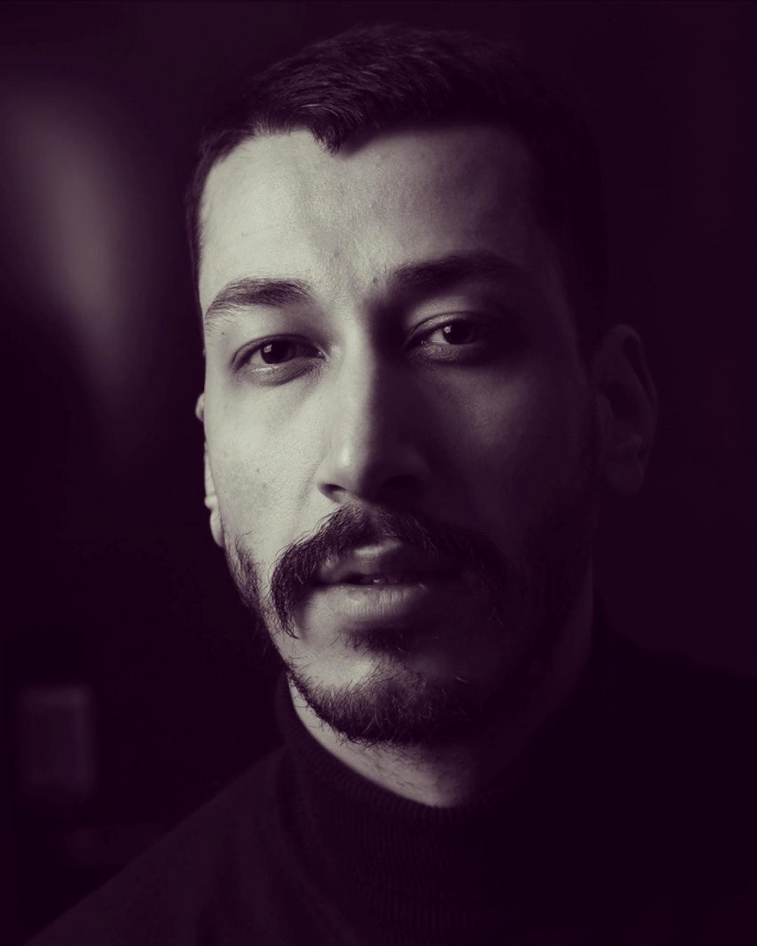چهره ها/ بهرام افشاری خارج از نقش بهتاش