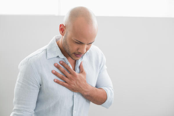 دلیل تنگی نفس و تپش قلب
