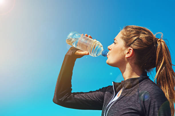 آخرین خبر | بهترین روش آب خوردن قبل، حین و بعد از ورزش
