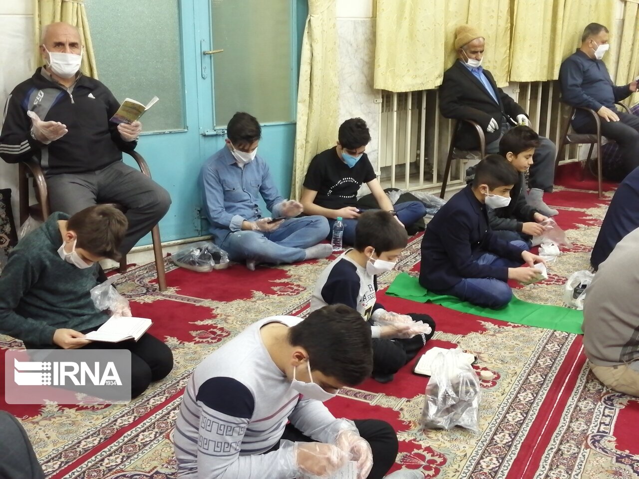 احیای دومین شب قدر در دامغان