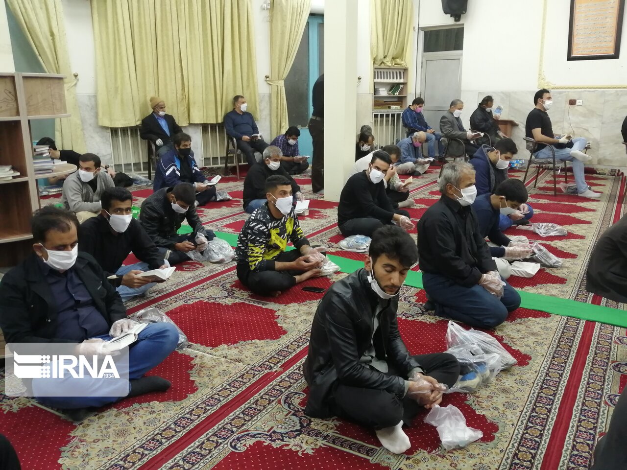 احیای دومین شب قدر در دامغان