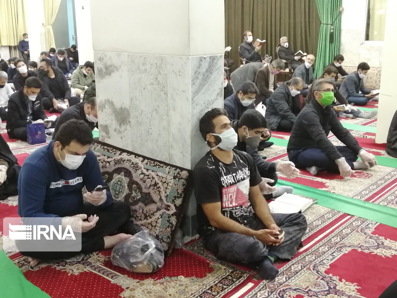 احیای دومین شب قدر در دامغان