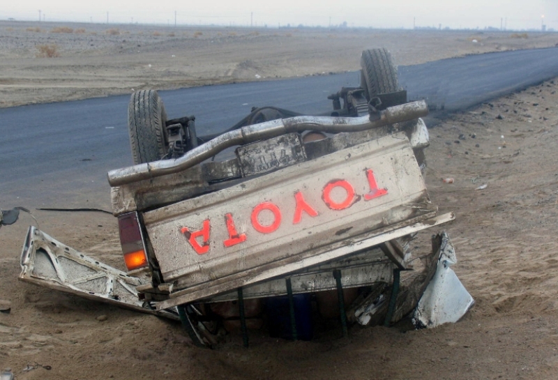 واژگونی وانت تویوتا در خاش کشته برجای گذاشت