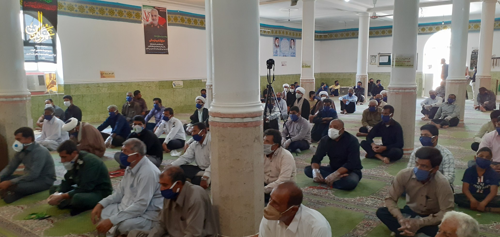 برگزاری نماز عید فطر در ۱۱ شهر کرمان