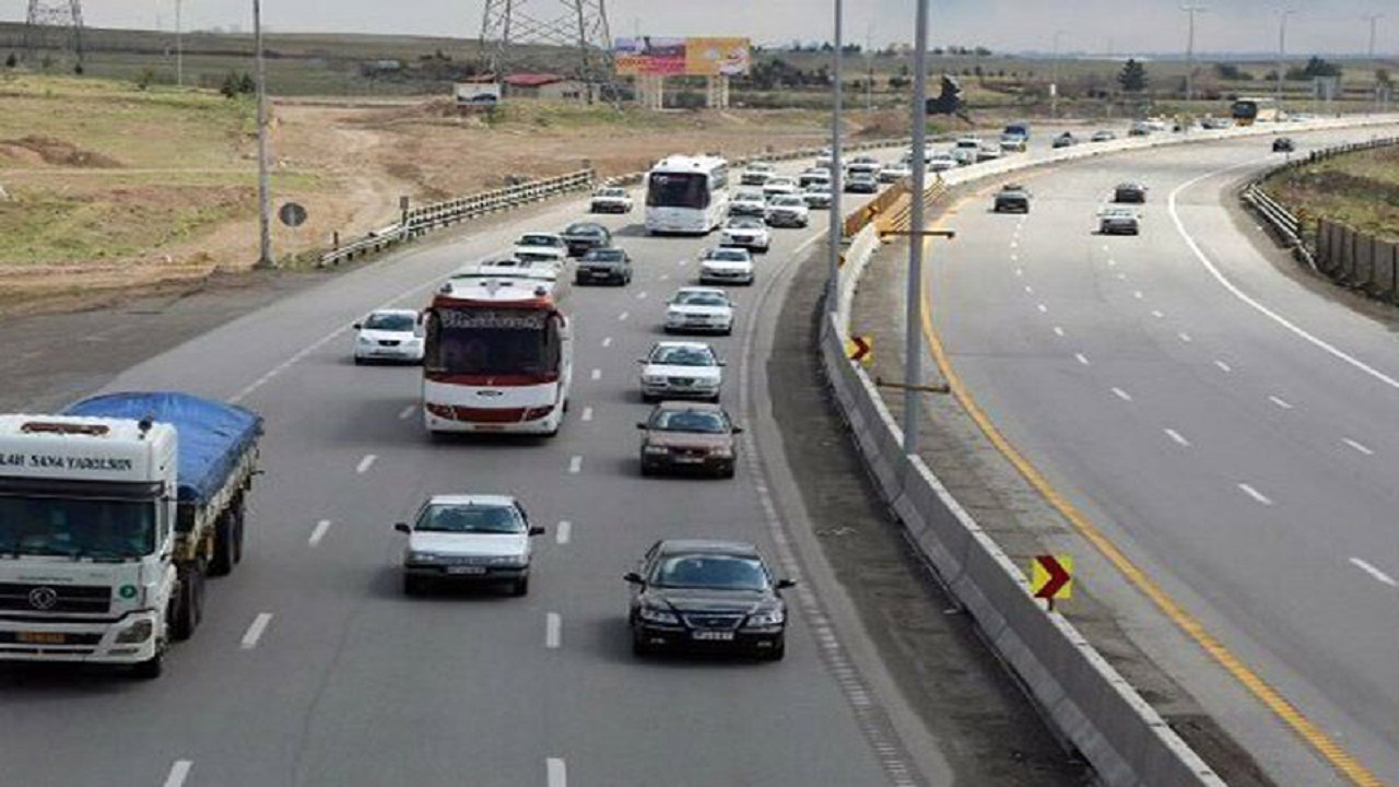 ترافیک نیمه‌سنگین در محور‌های مواصلاتی استان قزوین؛ یک کشته در تصادف
