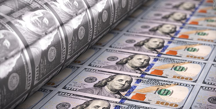 کشف بیش از 3000 دلار تقلبی از یک خانم در شبستر