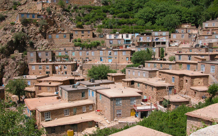 با روستای پلکانی معروف کرمانشاه آشنا شویم