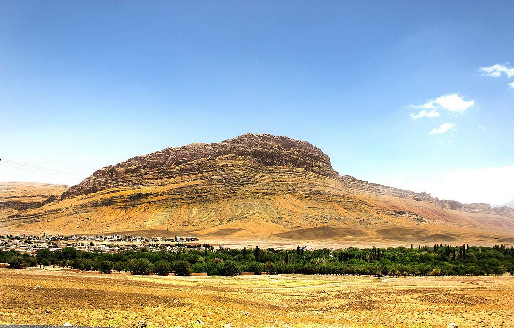 آشنایی با جاذبه‌های گردشگری دومین شهر تاریخی ایران