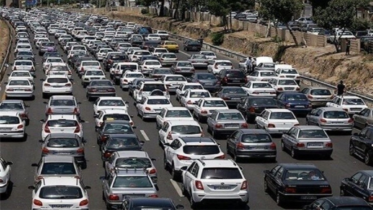 ترافیک پرحجم در جاده مشهد ـ چناران