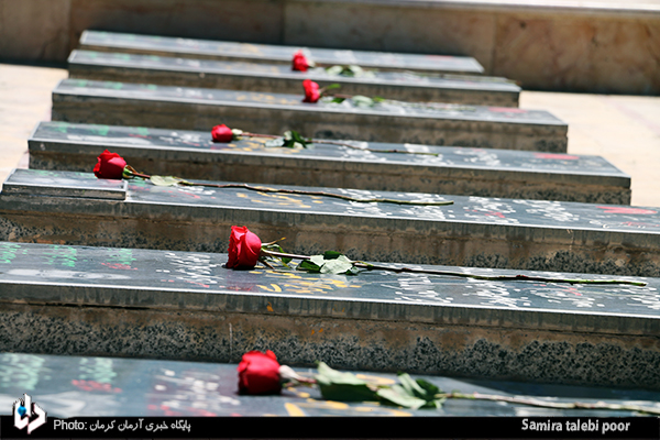 آئین بزرگداشت سوم خرداد در جوار مزار حاج قاسم سلیمانی