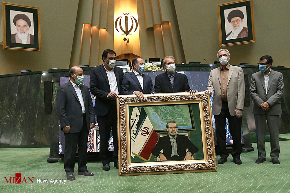 دیدار علی لاریجانی با کارکنان مجلس شورای اسلامی