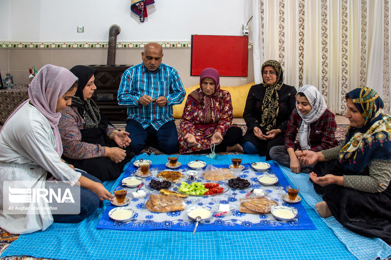 اقدام خداپسندانه مادر شهید برای کمک به بیماران کرونایی