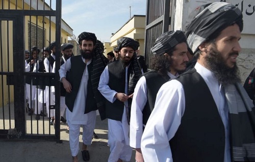 غنی فرمان آزادی ۲ هزار زندانی طالبان را صادر کرد