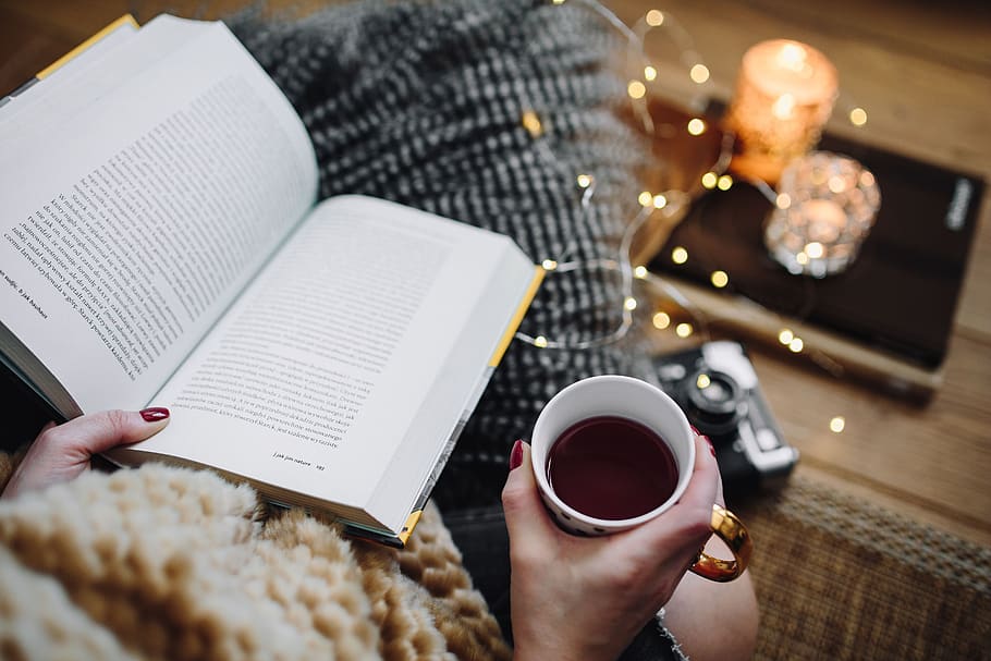 کتاب خواندن؛ معجزهای برای داشتن حال خوب