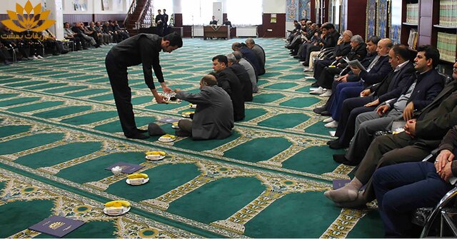 مساجد اجازه برگزاری مراسم ختم ندارند