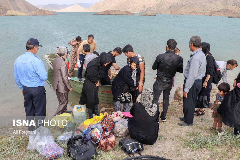 وضعیت سه روستای ساوه پس از رانش زمین